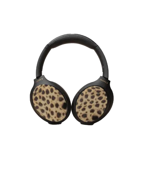 Headphone Cover Co Cheetah-print headphone covers with yellow and brown spots